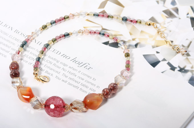 crystal charming necklace