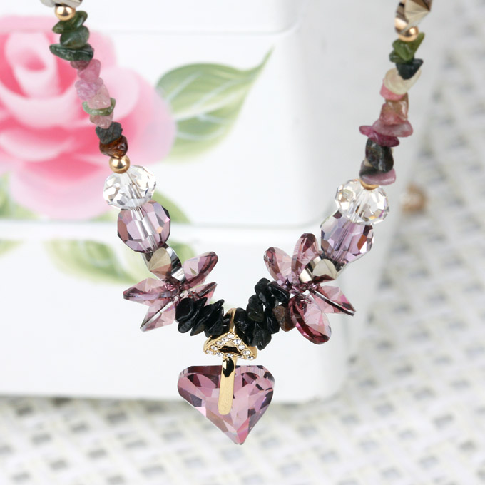 crystal charming necklace