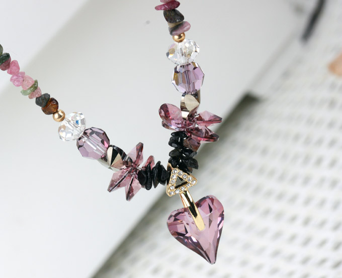 crystal charming necklace