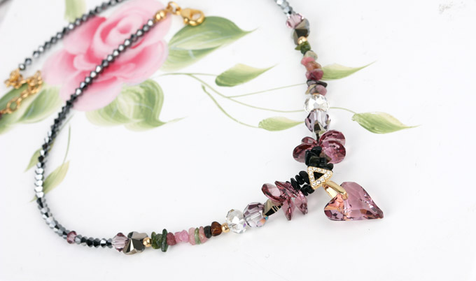 crystal charming necklace