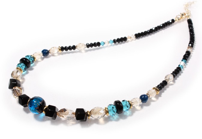 crystal beads necklace