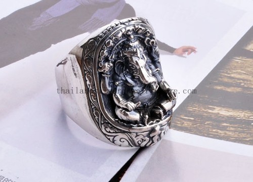 garnesa buddha ring