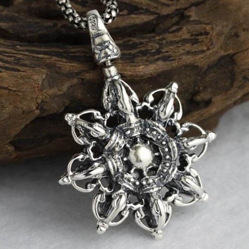 Handmade Silver Tibetan Dorje Amulet Pendant