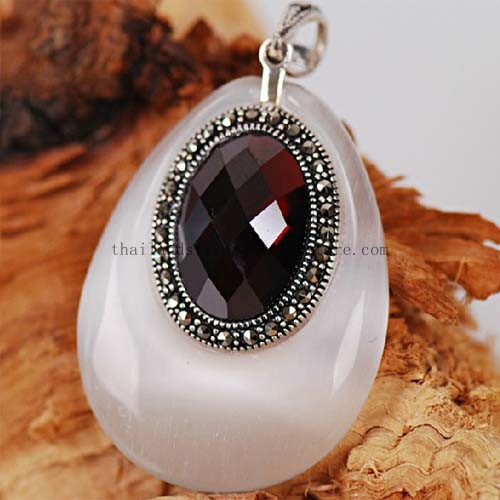 Thai Sterling Silver Gemstone Charming Pendant